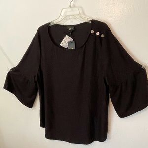 Black scoop neck 3/4 bell sleeve 1X
